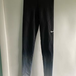 Nike Pro HyperWarm leggings